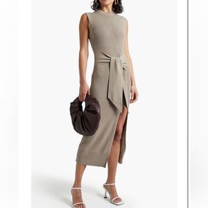 Elegant Sleeveless Taupe Dress